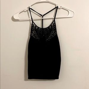 black crop tank top
